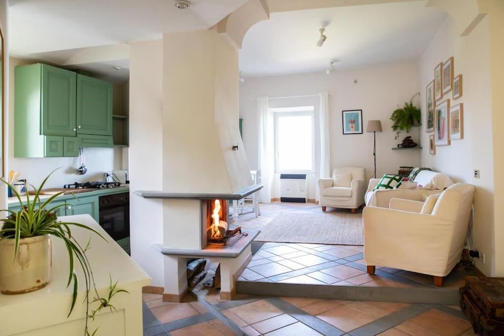 La Terrazza Nel Borgo Lägenhet Bracciano  Exteriör bild